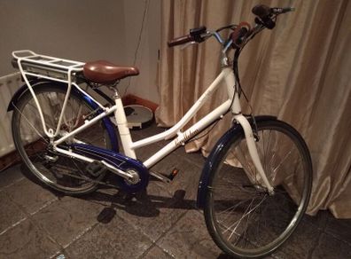 17" Pendleton somerby 8 speed electric ladies bike