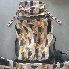 Tula Free to Grow Carrier
