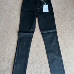 BNWT Vila skinny fit black vicommit coated pants size M