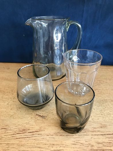 Smoky Glass jug + 4 assorted glasses