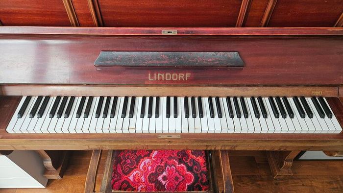 Lindorf Upright Piano For Sale in Bayside, Dublin from iwtrat