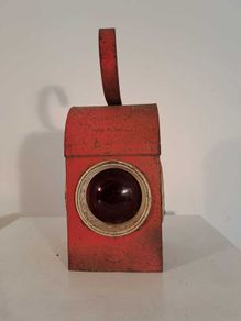 Chalwyn Road Lantern