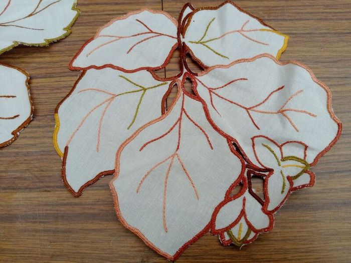 Vintage linen table mats,  leaves, leaf, vintage coasters
