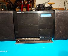 Panasonic SA-EN38 MINI STEREORadio CD MP3 USB iPod Dock music system, in excellent condition
