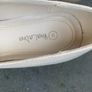 Ladies court shoes. Size 6D wide fitting Image 5