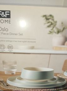 Delph Set. Oslo.