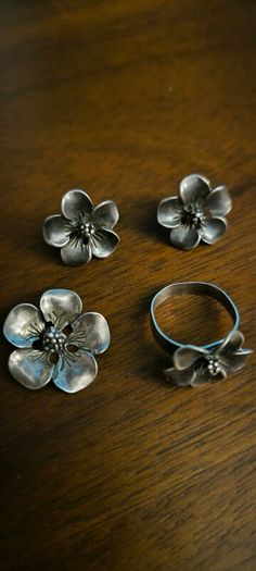 Silver set . Earrings, pendant, ring.