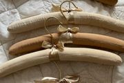 6 Padded Clothes Hangers