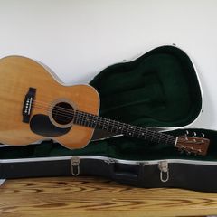 Martin 000-28