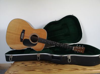 Martin 000-28