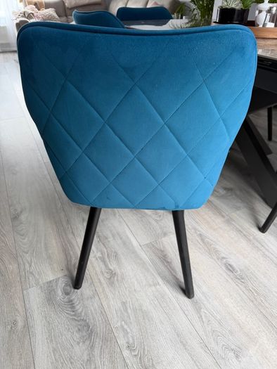 6 chairs
