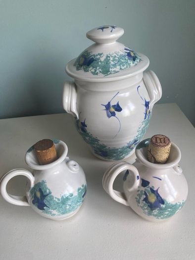 Pretty ballydoughan pottery trio