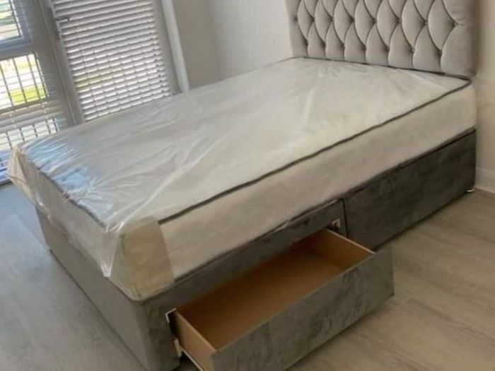 King size Divan Bed with Drawers