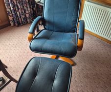 Reclining Massage Chair + Stool