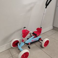 Prechooler bike 4 wheels Berg