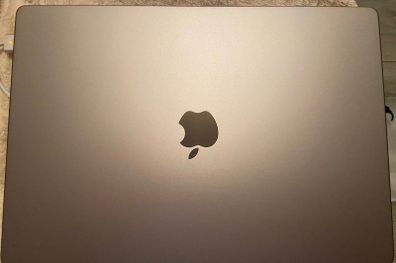 Macbook Pro 2021 M1 16"