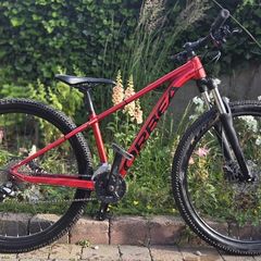 Orbea Onna Mountain Bike, 27.5 size small. Great condition