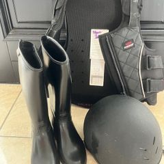 Kids horse riding gear
