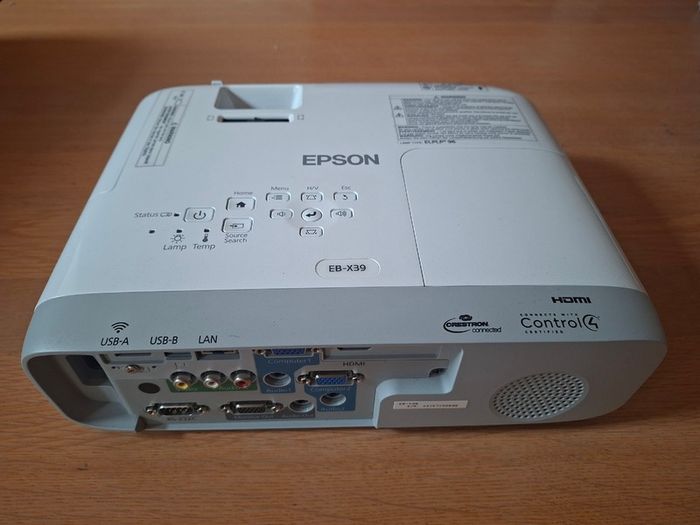Epson projector EB-X39
