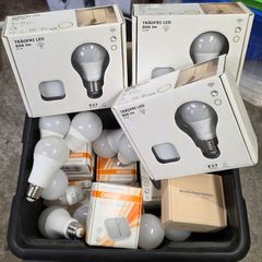 Selection of excess Smart Zigbee bulbs and switches.