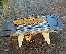 Power Craft Router Table PRT 150 and Router PRF 12
