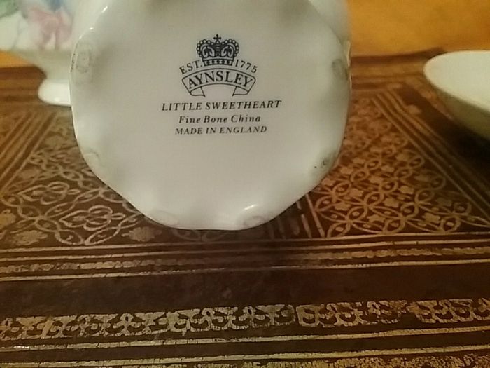 Aynsley "Little Sweetheart "China
