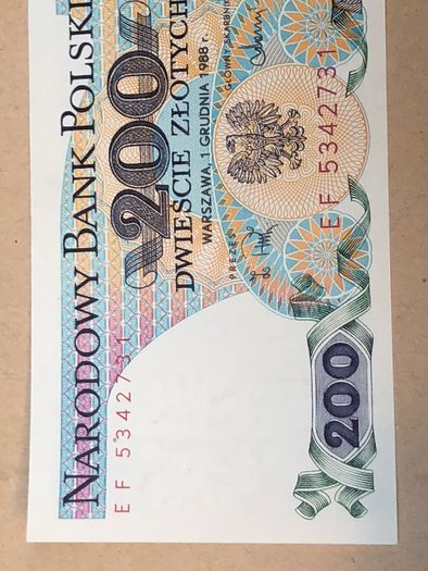 UNCIRCULATED Crisp  Polish banknotes x 5