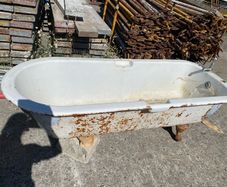 Cast iron bath