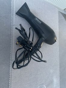Hairdresser TREsemme Hairdryer