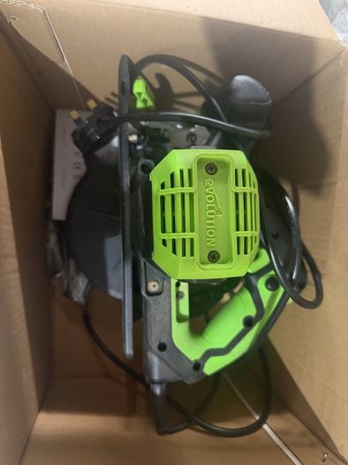 circular saw
