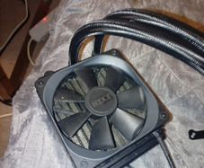 NZXT Kraken 120mm AIO Liquid CPU Cooler