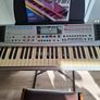 Electronic piano keyboard Image 9