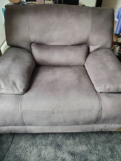 Bailey Recliner