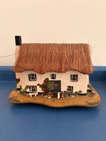 Music box Pauline Ralph
