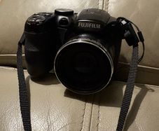 fuji film camera S2980