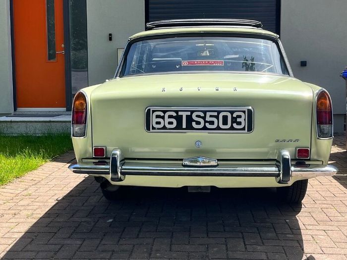 Rover P6 (2000) 1966
