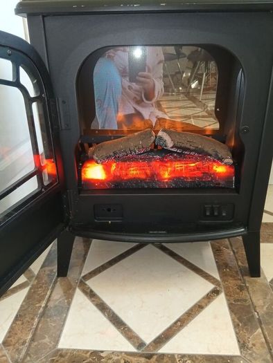 Dimplex electric fireplace