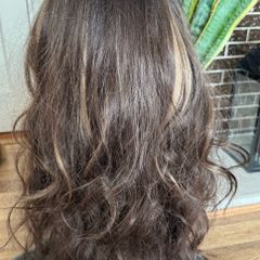 Long wavy wig