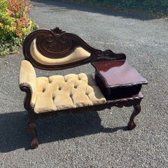 Traditional Solid Wood Telephone Table / Hall Table