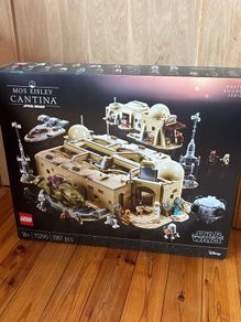 Lego Star Wars.