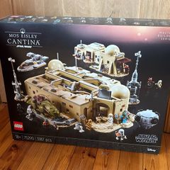 Lego Star Wars.
