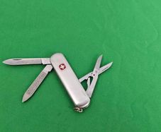 Vintage Rare Discontinued Colkectable Wenger esquire Stainless Steel 65mm Swiss Army Knife