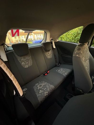 Ford KA 2010