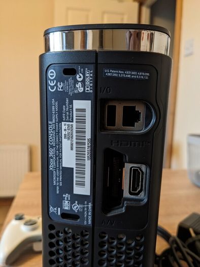 Xbox 360 Console with controller