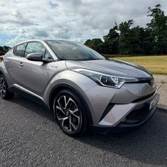 2019 Toyota CHR Sport I Toyota Warranty I 81,700km