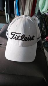 Titleist pro v1 hat