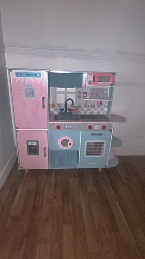kids toy kitchen