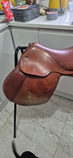 Stubben Saddle