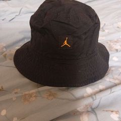 Jordan Bucket Hat (( like New/ Size S/M ))