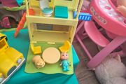 Cocomelon Pop n Play house